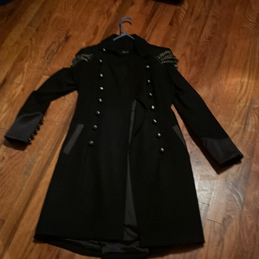 Brand new coat - Picture 6 of 7